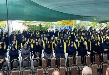 جشن روز معلم در دبیرستان نمونه پژوهش شهرکرد