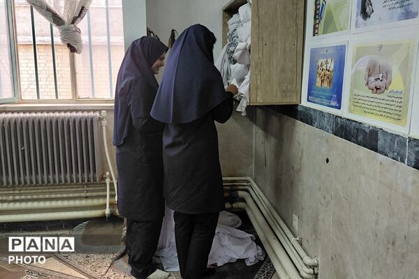 تجهیز نمازخانه‌ها و فضاسازی مدارس فیروزکوه