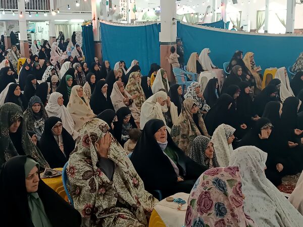 پایان یک ماه بندگی خداوند و نماز عید فطر در گناباد