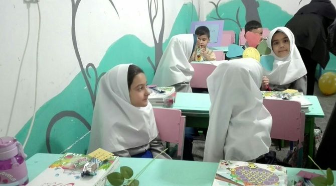 برگزاری جشن بازگشایی مدارس در دبستان دخترانه درخشنده