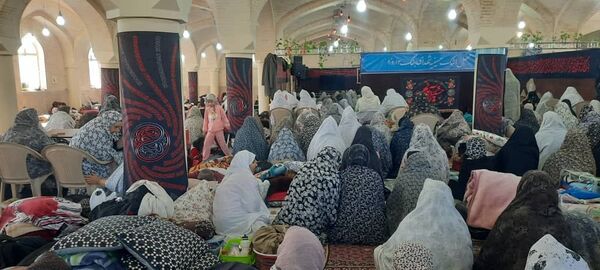 شور و خلوص در اعتکاف ارسنجان