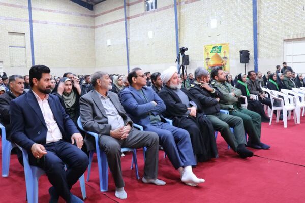 جشن بزرگ دختری من و بابام در دبیرستان شهید جهانی ابرکوه