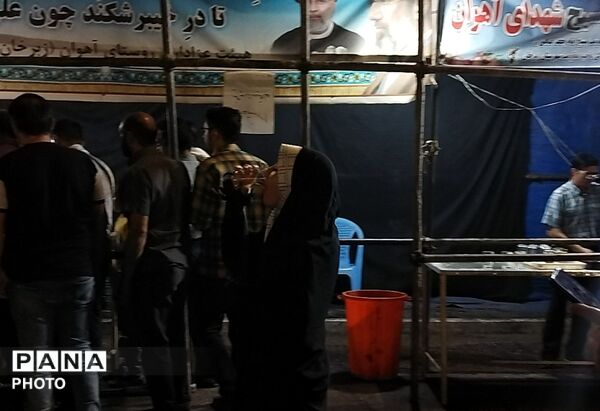 موکب شهدای روستای آهوان در نود و دومین شب از اجتماعات مردمی 