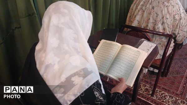 طنین گام‌های استوار در فارسان؛ نمازجمعه‌ای به وسعت همدلی