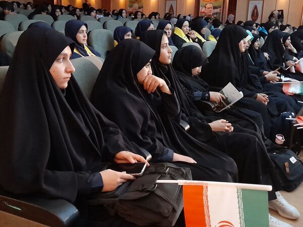 وطن یار در همدان