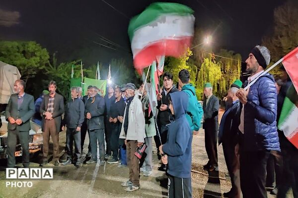 مقاومت در خیابان‌های شهر بار ادامه دارد