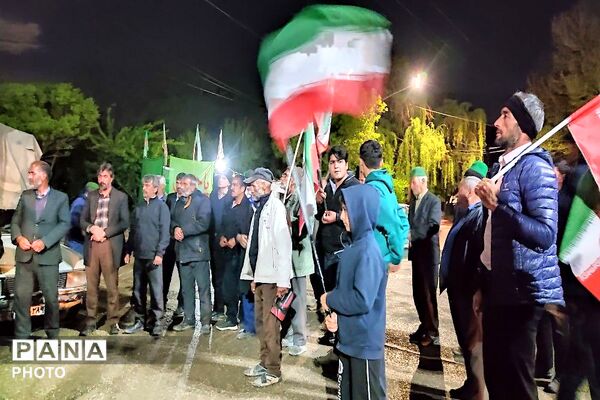 مقاومت در خیابان‌های شهر بار ادامه دارد