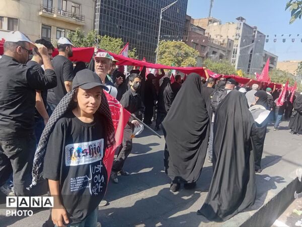 آخرین بدرقه رهبر شهید انقلاب در تهران