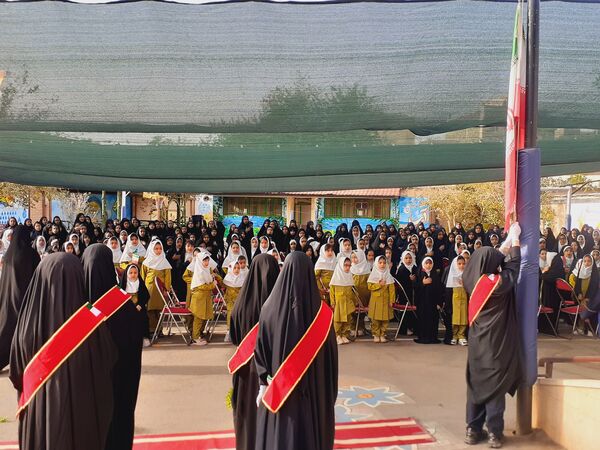 بازگشایی مدرسه غنچه ها ی انقلاب برای سالی پرنشاط
