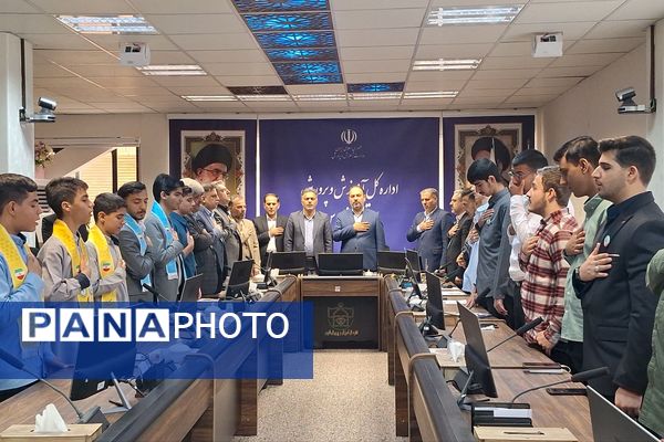 جلسه هم‌اندیشی تشکل‌های دانش‌آموزی استان فارس 