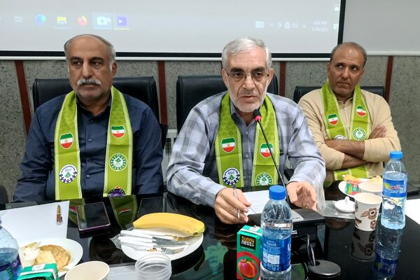 نشست هم‌اندیشی پیشکسوتان سازمان دانش‌آموزی استان کرمانشاه