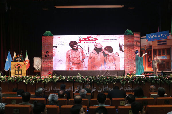 آیین گرامیداشت ۱۸۵۰ شهید دانش‌آموز و ۲۰۵ شهید فرهنگی آذربایجان شرقی