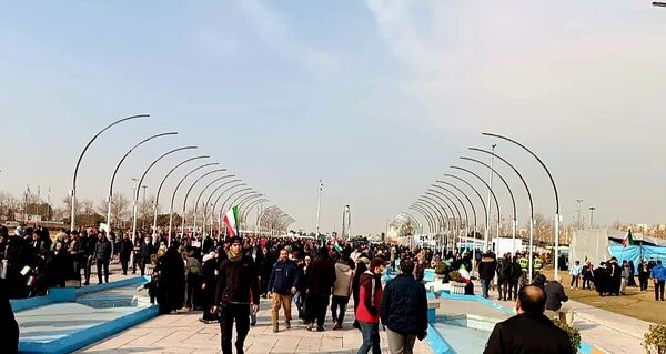 شور اسلامی در مسیر راهپیمایی تهران