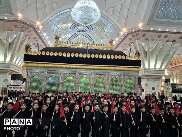 احلی من العسل؛ عطر نوجوانی در مصلای امام با یاد حضرت قاسم(ع)