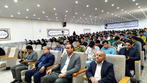 همایش راه روشن در شهرستان خلیل آباد 
