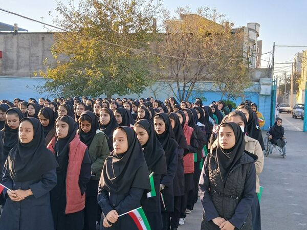 افتتاحیه طرح همیاران معلم در دبیرستان دخترانه فاطمیه