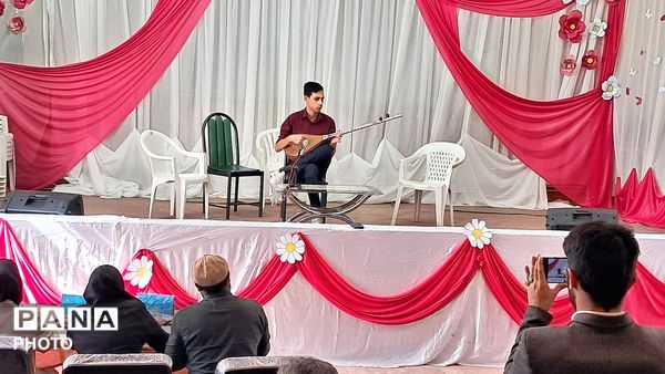 مسابقه هم نوازی، تک نوازی و آواز خوانی پسران در شهرستان کاشمر 