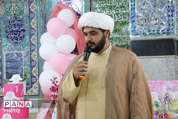 طنین بندگی در جشن تکلیف دانش‌آموزان دختر شهرستان قرچک