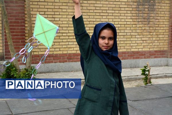 برگزاری مراسم هفته زمین پاک در بهارستان‌دو