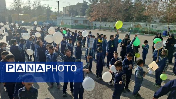 آیین نواختن زنگ پژوهش در دبستان پسرانه صدف ناحیه ۶