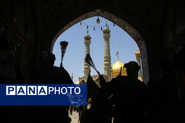 عرض تسلیت دسته‌های عزاداری سالروز شهادت امام باقر(ع) به کریمه اهل بیت