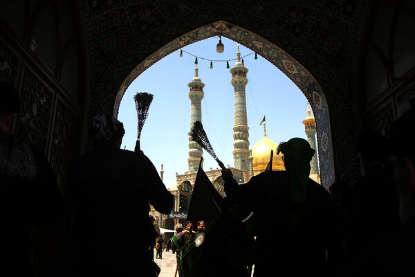 عرض تسلیت دسته‌های عزاداری سالروز شهادت امام باقر(ع) به کریمه اهل بیت