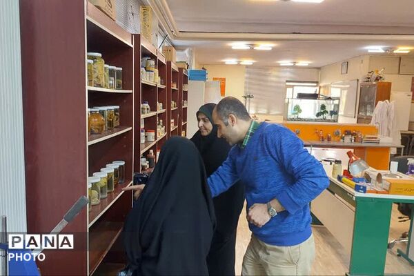 آزمایشگاه تخصصی نانو فناوری در پژوهش سرای بصیرت یک ناحیه دو شهرری 