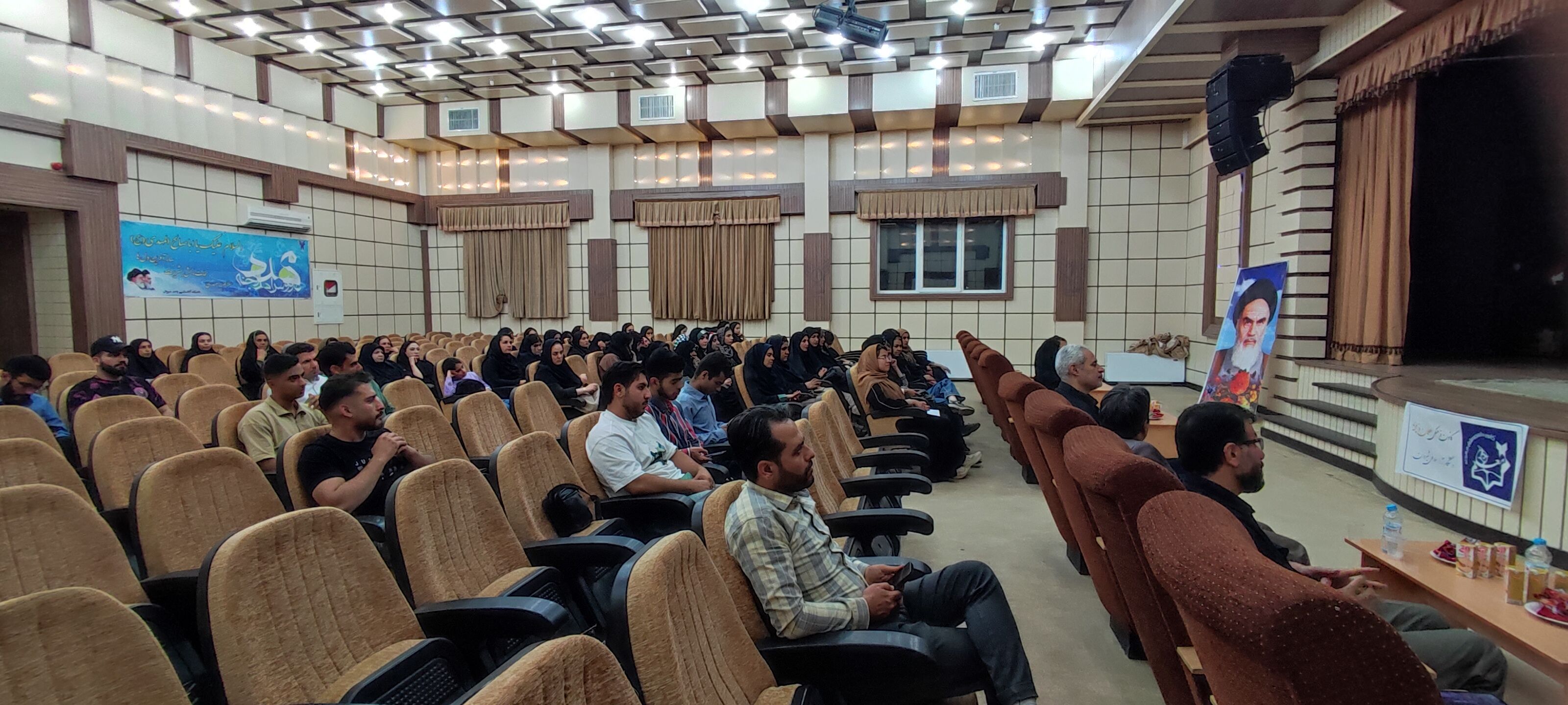 برگزاری نشست دادستانی شیروان با دانشجویان در دانشگاه آزاد اسلامی شهرستان شیروان