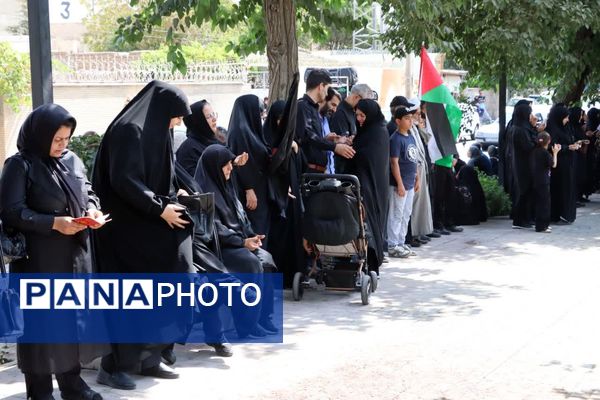 مراسم پیاده‌روی جاماندگان اربعین در محمدشهر کرج