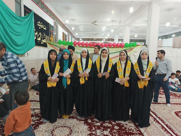 شور و شوق دانش‌آموزان در روز پدر