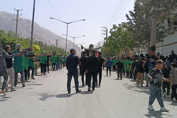 عزاداری مردم کرمانشاه در تاسوعای حسینی