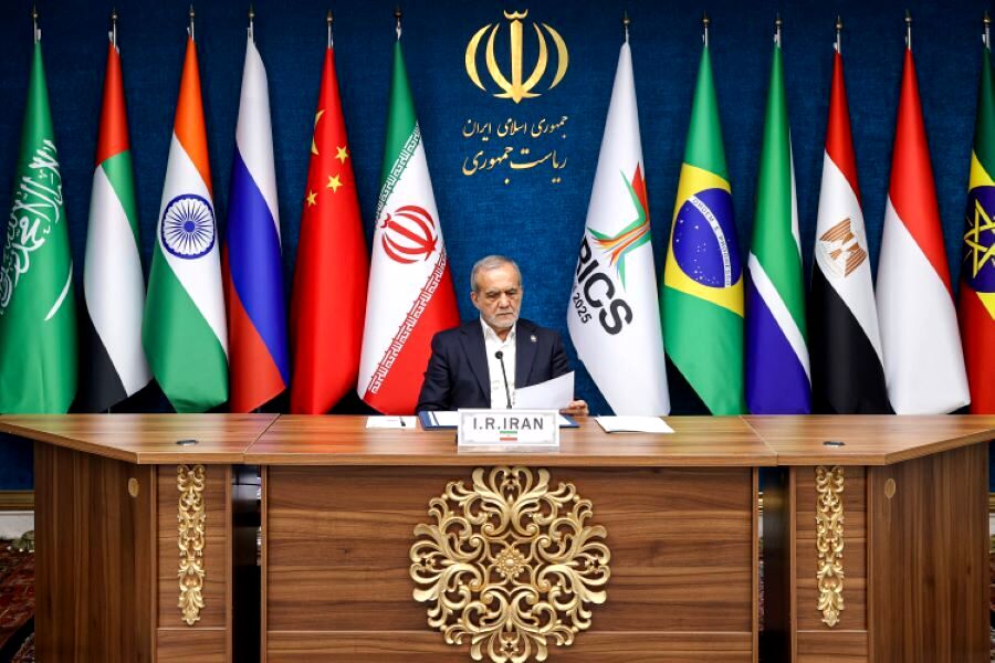 پزشکیان: بریکس باید نقشی محوری در مقابله با روند نگران‌کننده یکجانبه‌گرایی ایفا کند