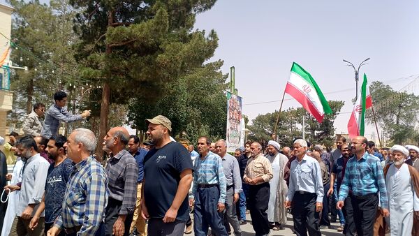 راهپیمایی مردم شهر حبیب آباد 