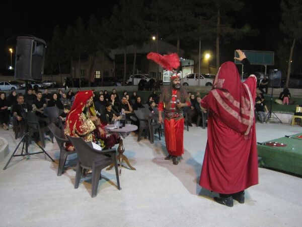 تعزیه خوانی در شهرک شهید بهشتی منطقه ۱۴ تهران در شب‌های محرم
