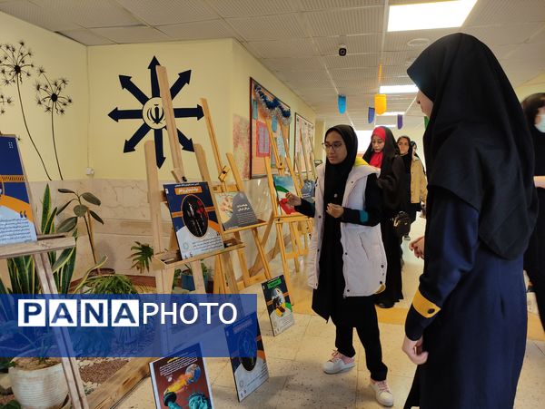 گرامیداشت هفته پدافند غیرعامل در دبیرستان فرزانگان استعداد درخشان شهرستان ملارد