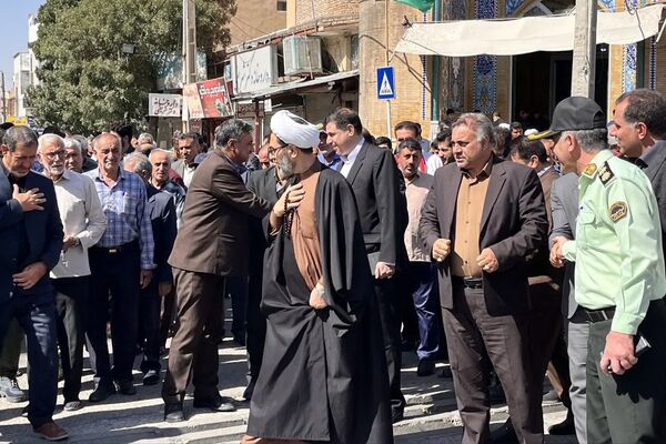 نمازجمعه و راهپیمایی در اسلام آباد غرب