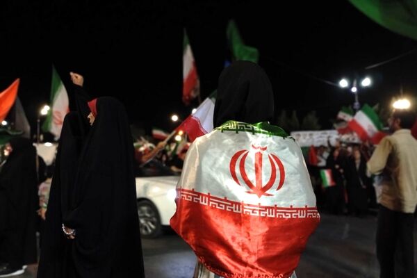 تجمعات شبانه سه ماهه شد