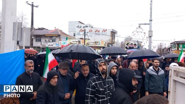 مردم خشکبیجار؛ ادامه راه رهبر شهید