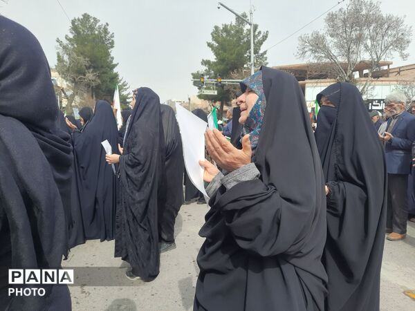 راهپیمایی روزجهانی قدس باحضور پرشور مردم در شهرستان نیشابور