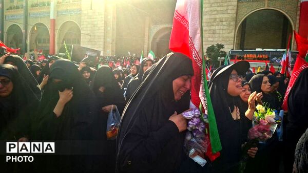سوگ ملی در وداع با رهبر انقلاب 