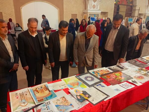 اختتامیه جشنواره هنری «فردا» و نمایشگاه آثار دانش‌آموزان ناحیه یک یزد