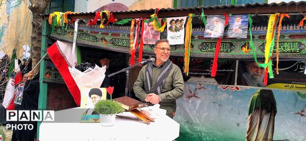 مراسم اربعین رهبر شهید و شهدای جنگ‌ رمضان در روستای توچغاز شهرستان ملایر