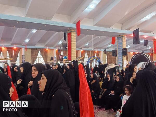مراسم تشییع و خاکسپاری شهید اقتدار در لارستان