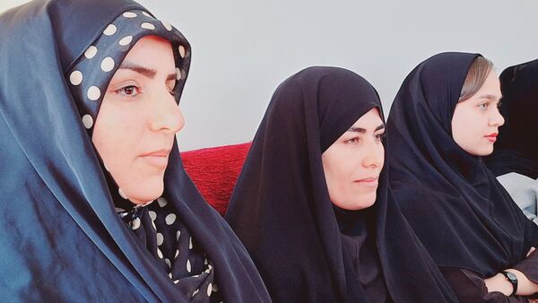 تجلیل از دانش‌آموزان نخبه مسابقات قرآن، عترت و نماز و تربیت‌بدنی