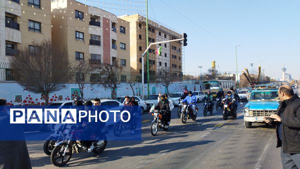 زنگ انقلاب در اصفهان نواخته شد