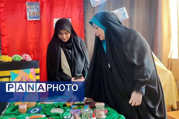 افتتاحیه جشنواره فرهنگی هنری ماها در دبستان قدر بهارستان۲