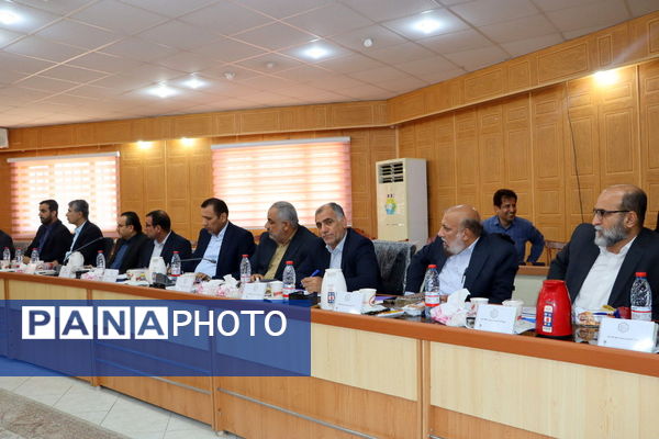  نشست هم‌اندیشی تخصصی مدیران آموزش و پرورش مناطق ۱۸ گانه و دانشگاه فنی و حرفه‌ای استان بوشهر 