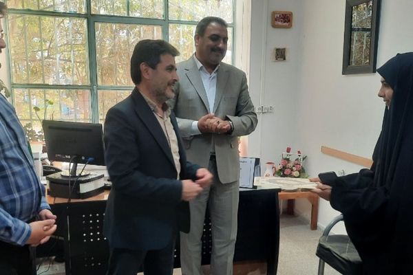 تجلیل از دانش‌آموز خبرنگار پانا توسط  آموزش و پرورش شهرستان سربیشه