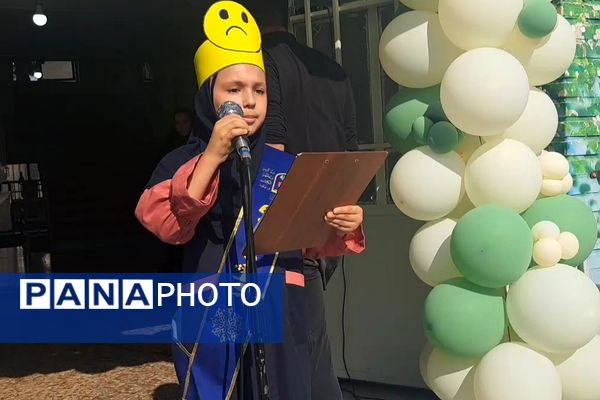 مراسم گرامیداشت هفته بهداشت روان در دبستان هاشمی رفسنجانی شهرستان قرچک 