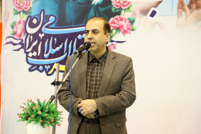 حضور در صحنه و ترویج عملی فرهنگ دفاع از وطن دو وظیفه مهم دانش‌آموزان است